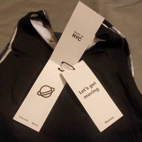 Terez NWT Black and Gray Camo Tank Top - Women's‎ Size Medium - Picture 4 of 4